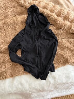 Lululemon Black Hooded Long-Sleeve zip up jacket